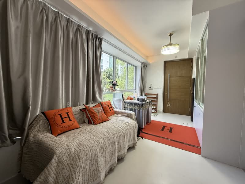 Loft @ Nathan, 31 Nathan Road, 2 Bedrooms, 517 sqft, Condominium For Rent, by Summer Xia, 500163877 - Living Room - PropertyGuru.com.sg