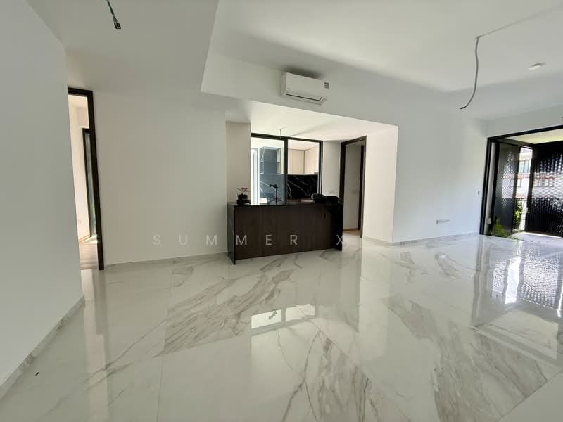 Jervois Mansion, 4 Jervois Close, 5 Bedrooms, 1,808 sqft, Condominium For Sale, by Summer Xia, 500163900 - Living Room - PropertyGuru.com.sg