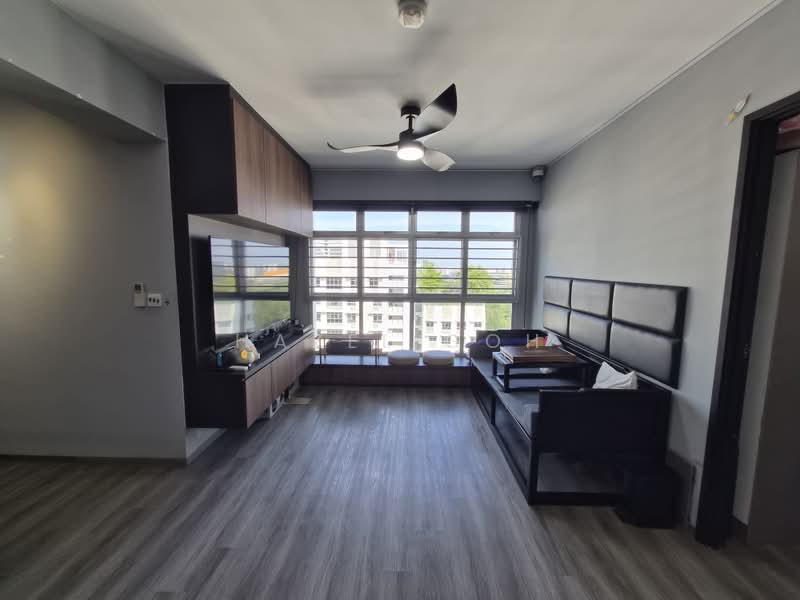 406B Northshore Drive, 406B Northshore Drive, 3 Bedrooms, 1,012 sqft, HDB Flat For Sale, by Hazel Goh, 500163904 - Living Room - PropertyGuru.com.sg