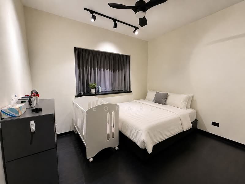 Edelweiss Park Condo, 92 Flora Road, 2 Bedrooms, 947 sqft, Condominium For Rent, by Tan Han Wei Leonard, 500163907 - Master Bedroom - PropertyGuru.com.sg