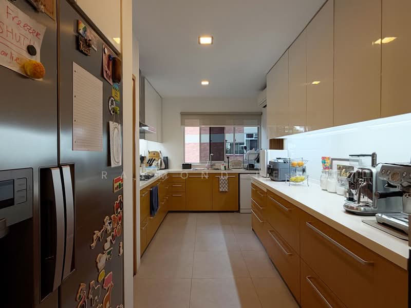 Woollerton Park, 30 Woollerton Park, 3 Bedrooms, 2,357 sqft, Apartment For Sale, by Raymond Ler, 500163931 - Kitchen - PropertyGuru.com.sg
