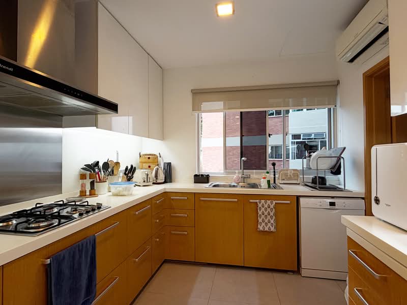 Woollerton Park, 30 Woollerton Park, 3 Bedrooms, 2,357 sqft, Apartment For Sale, by Raymond Ler, 500163931 - Kitchen - PropertyGuru.com.sg