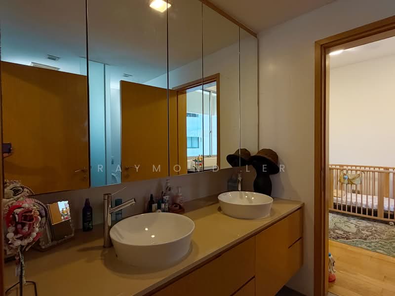 Woollerton Park, 30 Woollerton Park, 3 Bedrooms, 2,357 sqft, Apartment For Sale, by Raymond Ler, 500163931 - Bathroom - PropertyGuru.com.sg