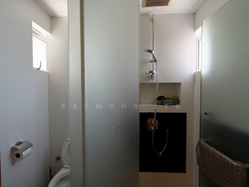 Woollerton Park, 30 Woollerton Park, 3 Bedrooms, 2,357 sqft, Apartment For Sale, by Raymond Ler, 500163931 - Bathroom - PropertyGuru.com.sg