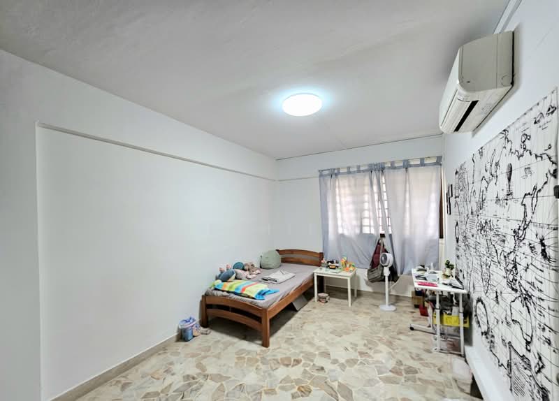 640 Ang Mo Kio Avenue 6, 640 Ang Mo Kio Avenue 6, 3 Bedrooms, 979 sqft, HDB Flat For Rent, by Ritchie Li, 500163952 - Bedroom - PropertyGuru.com.sg