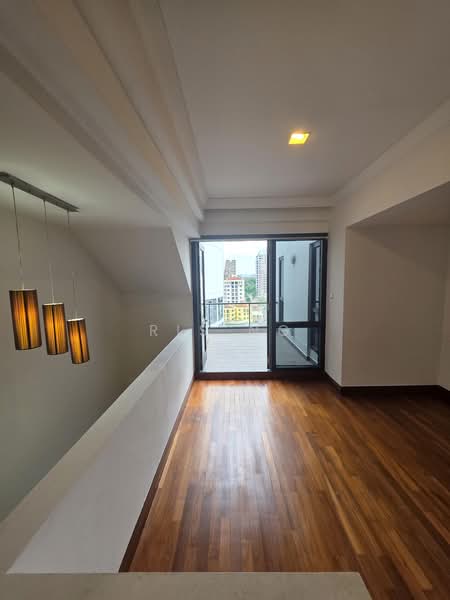 River Place, 60 Havelock Road, 3 Bedrooms, 2,303 sqft, Condominium For Rent, by Ris Ng, 500163957 - Balcony - PropertyGuru.com.sg