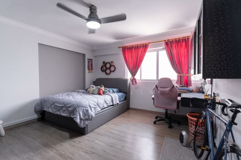 303 Bukit Batok Street 31, 303 Bukit Batok Street 31, 3 Bedrooms, 1,302 sqft, HDB Flat For Sale, by Aela Lim, 500163962 - Bedroom - PropertyGuru.com.sg