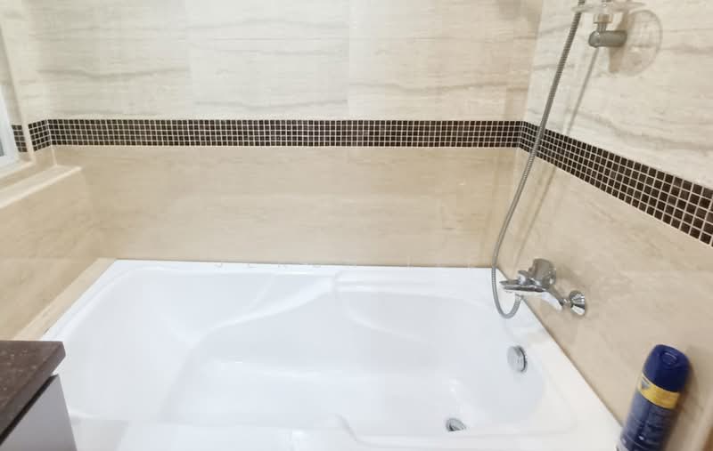 The Floravale, 222 Westwood Avenue, Room Rental, 185 sqft, Executive Condominium For Rent, by Jeron Lee, 500163963 - Bathroom - PropertyGuru.com.sg