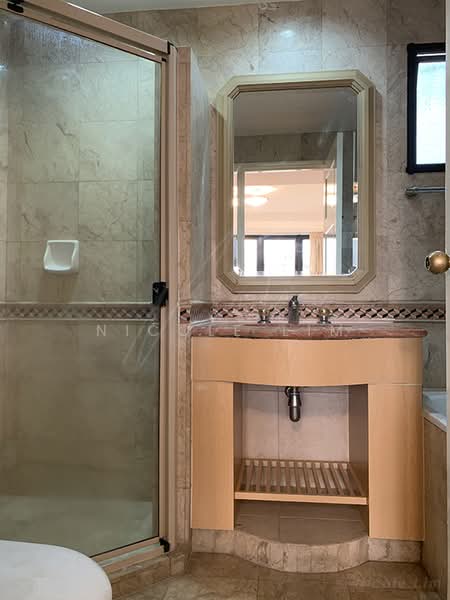 Heritage View, 10 Dover Rise, 3 Bedrooms, 1,313 sqft, Condominium For Rent, by Nicole Lim, 500163966 - Master Bedroom Ensuite with Long Bath - PropertyGuru.com.sg