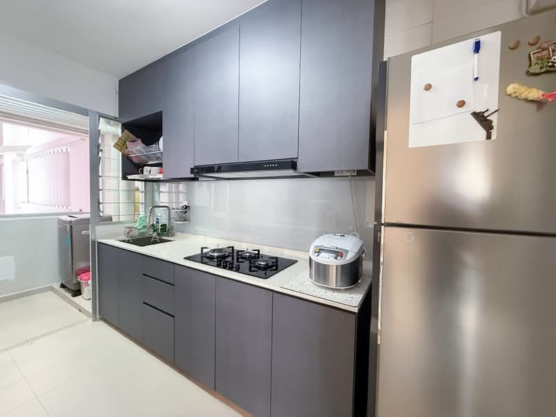 224A Sumang Lane, 224A Sumang Lane, 3 Bedrooms, 1,001 sqft, HDB Flat For Sale, by Xavier Chong, 500163968 - Kitchen - PropertyGuru.com.sg