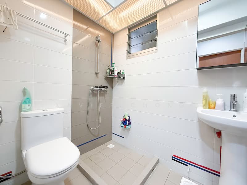 224A Sumang Lane, 224A Sumang Lane, 3 Bedrooms, 1,001 sqft, HDB Flat For Sale, by Xavier Chong, 500163968 - Bathroom - PropertyGuru.com.sg