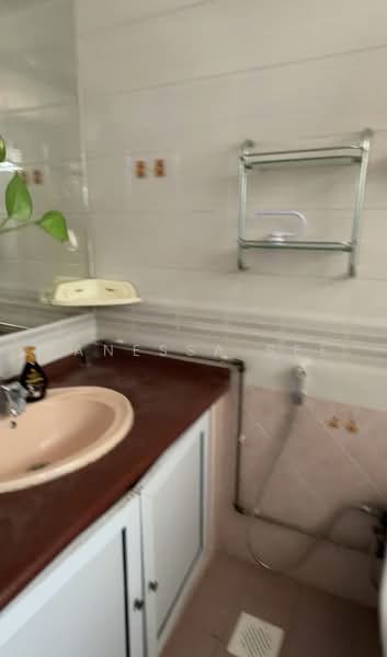 Lor H Telok Kurau, Lorong H Telok Kurau, East Coast / Marine Parade, Room Rental, 180 sqft, Semi-Detached House For Rent, by Vanessa See, 500163969 - Bathroom - PropertyGuru.com.sg