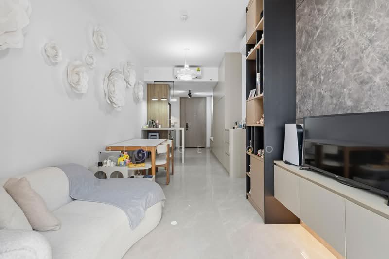 Dairy Farm Residences, 12 Dairy Farm Lane, 2 Bedrooms, 721 sqft, Condominium For Rent, by George Poo, 500163973 - Living Room - PropertyGuru.com.sg