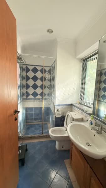 Camelot By-The-Water, 110 Tanjong Rhu Road, 4 Bedrooms, 2,874 sqft, Condominium For Rent, by Deepti Malik, 500163974 - Bathroom - PropertyGuru.com.sg