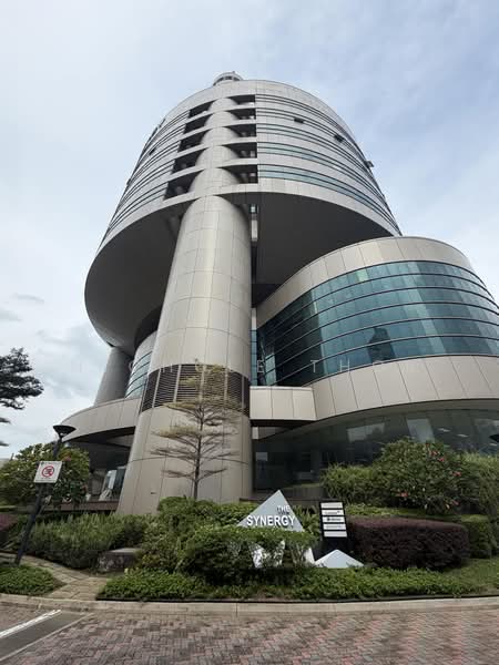 The Synergy, 1 International Business Park, 8,611 sqft, Business / Science Park For Rent, by Nichole Thor, 500163975 - Exterior - CommercialGuru.com.sg
