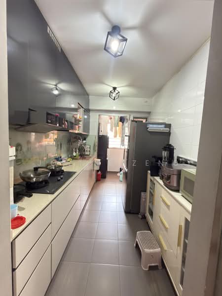 476B Choa Chu Kang Avenue 5, 476B Choa Chu Kang Avenue 5, 3 Bedrooms, 990 sqft, HDB Flat For Sale, by Joanne Zeng, 500163988 - Kitchen - PropertyGuru.com.sg