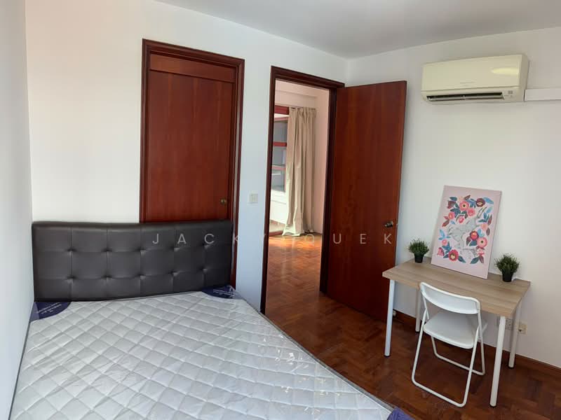 Tanah Merah Kechil Rd, 52 Tanah Merah Kechil Rd, Room Rental, 150 sqft, Terraced House For Rent, by Jacky Quek, 500163993 - Bedroom - PropertyGuru.com.sg