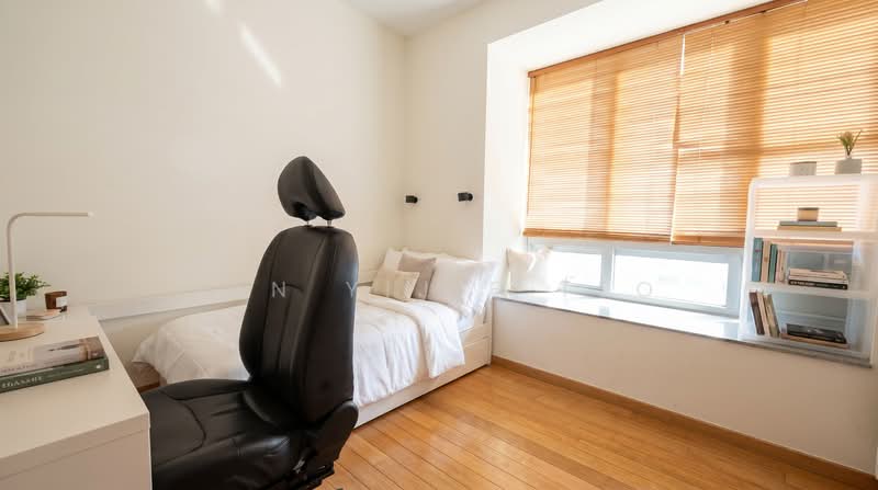 8 @ Mount Sophia, 8 Mount Sophia, 3 Bedrooms, 1,367 sqft, Condominium For Sale, by Ian Yijie Teo, 500164012 - Bedroom - PropertyGuru.com.sg