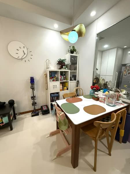 ClementiWoods Condominium, West Coast Road, 1 Bedroom, 646 sqft, Condominium For Sale, by Winchester Lin, 500164014 - Dining Room - PropertyGuru.com.sg