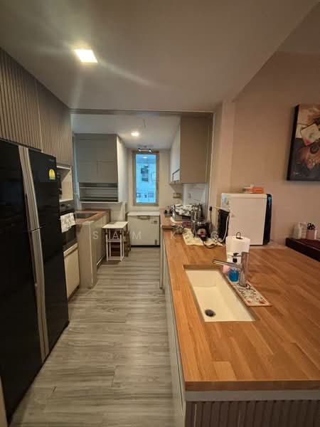 The Nexus, 955 Bukit Timah Road, 4 Bedrooms, 1,900 sqft, Condominium For Sale, by Sam Kng, 500164064 - Kitchen - PropertyGuru.com.sg