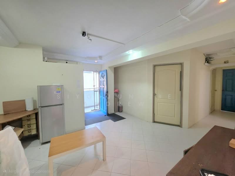 271 Bishan Street 24, 271 Bishan Street 24, 3 Bedrooms, 1,195 sqft, HDB Flat For Sale, by Siyo Jun Jie Andrew, 500164065 - Entrance - PropertyGuru.com.sg