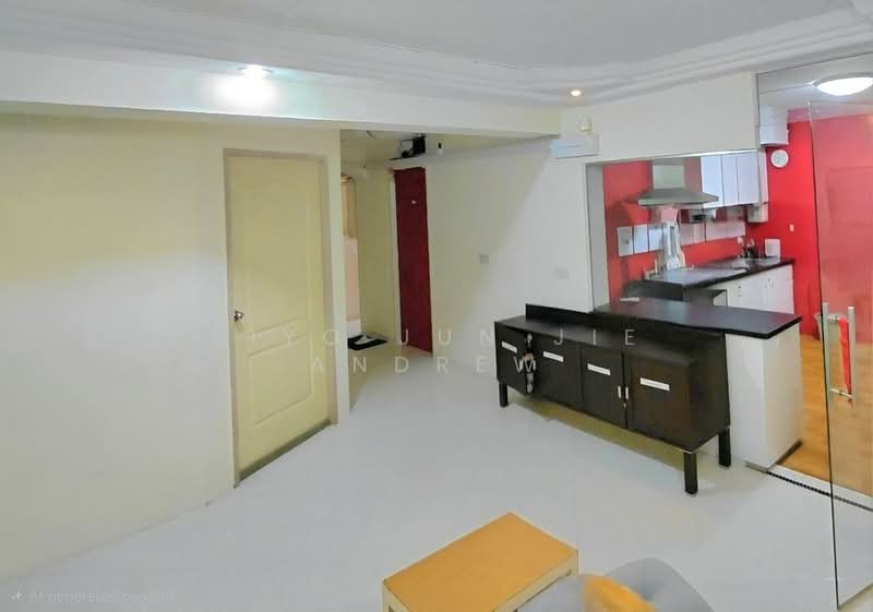 271 Bishan Street 24, 271 Bishan Street 24, 3 Bedrooms, 1,195 sqft, HDB Flat For Sale, by Siyo Jun Jie Andrew, 500164065 - Living Room - PropertyGuru.com.sg