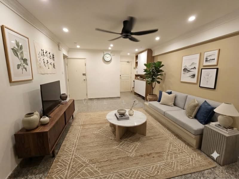 661D Jurong West Street 64, 661D Jurong West Street 64, 3 Bedrooms, 979 sqft, HDB Flat For Sale, by Vel Loh, 500164084 - Living Room - PropertyGuru.com.sg