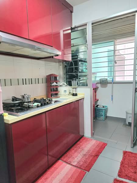 210C Punggol Place, 210C Punggol Place, 2 Bedrooms, 721 sqft, HDB Flat For Sale, by Affa Jaffar, 500164103 - Kitchen - PropertyGuru.com.sg