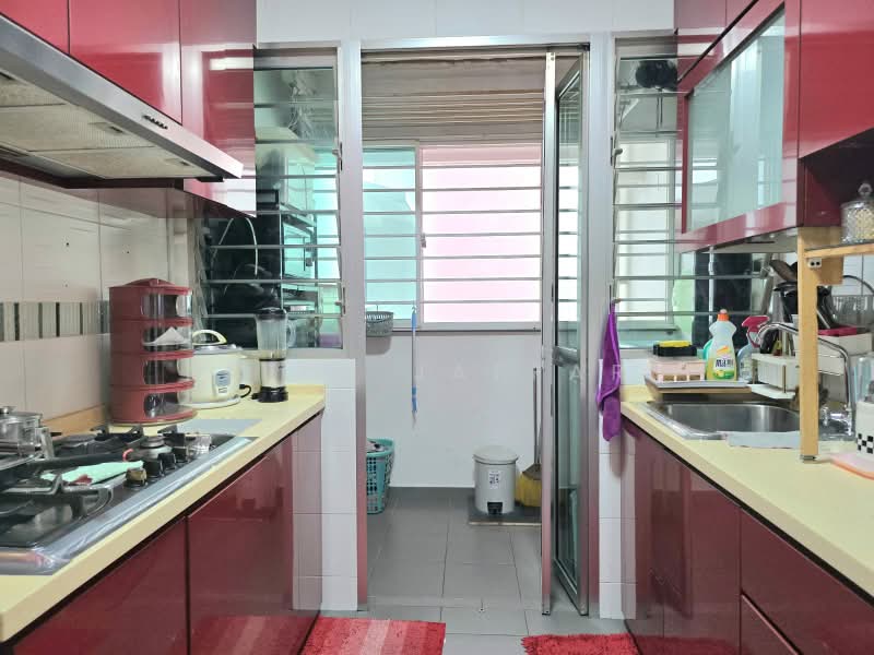 210C Punggol Place, 210C Punggol Place, 2 Bedrooms, 721 sqft, HDB Flat For Sale, by Affa Jaffar, 500164103 - Kitchen - PropertyGuru.com.sg