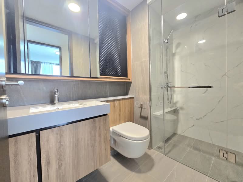 AMO Residence, 21 Ang Mo Kio Rise, 3 Bedrooms, 1,044 sqft, Condominium For Rent, by Sally Ong, 500164107 - Bathroom - PropertyGuru.com.sg