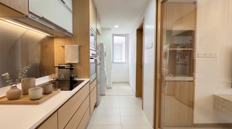 8 @ Mount Sophia, 10 Mount Sophia, 1 Bedroom, 861 sqft, Condominium For Sale, by Ian Yijie Teo, 500164118 - Kitchen - PropertyGuru.com.sg
