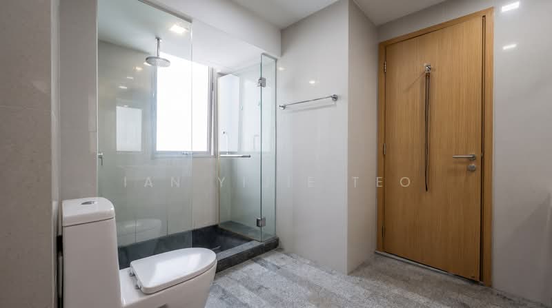8 @ Mount Sophia, 10 Mount Sophia, 1 Bedroom, 861 sqft, Condominium For Sale, by Ian Yijie Teo, 500164118 - Bathroom - PropertyGuru.com.sg
