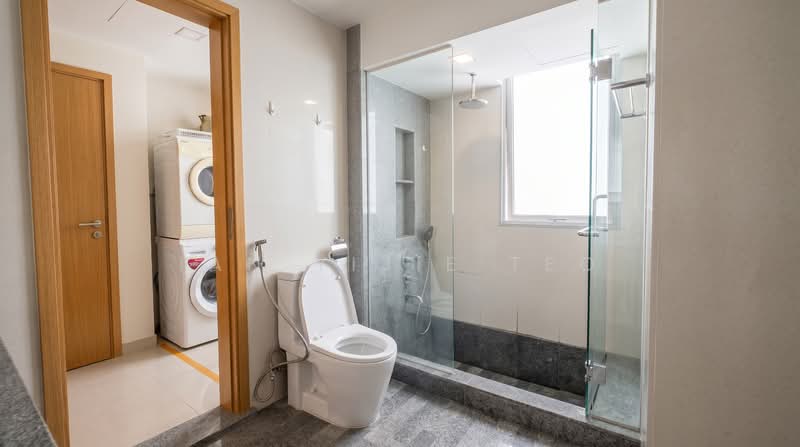 8 @ Mount Sophia, 10 Mount Sophia, 1 Bedroom, 861 sqft, Condominium For Sale, by Ian Yijie Teo, 500164118 - Bathroom - PropertyGuru.com.sg