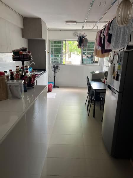 554 Ang Mo Kio Avenue 10, 554 Ang Mo Kio Avenue 10, Room Rental, 100 sqft, HDB Flat For Rent, by Sharon Tay, 500164119 - Kitchen - PropertyGuru.com.sg