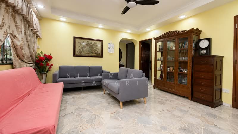 229 Pasir Ris Street 21, 229 Pasir Ris Street 21, 3 Bedrooms, 1,152 sqft, HDB Flat For Sale, by Nizam Adli Saparin, 500164121 - Living Room - PropertyGuru.com.sg