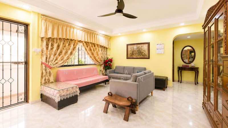 229 Pasir Ris Street 21, 229 Pasir Ris Street 21, 3 Bedrooms, 1,152 sqft, HDB Flat For Sale, by Nizam Adli Saparin, 500164121 - Living Room - PropertyGuru.com.sg