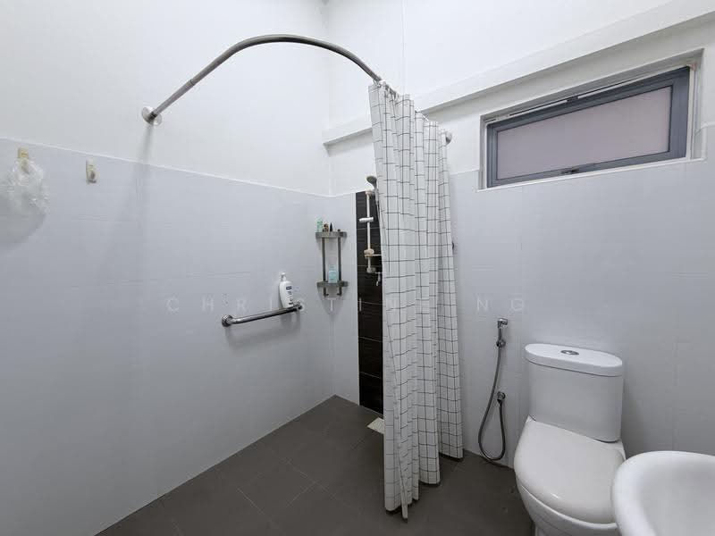 Still Road/Still Lane/District 15 Semi-D, Still Lane/Still Road, East Coast / Marine Parade, 5 Bedrooms, 2,980 sqft, Semi-Detached House For Rent, by Christine Ng, 500164122 - Bathroom - PropertyGuru.com.sg