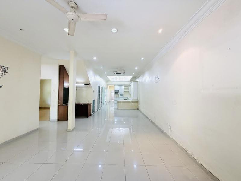 Still Road/Still Lane/District 15 Semi-D, Still Lane/Still Road, East Coast / Marine Parade, 5 Bedrooms, 2,980 sqft, Semi-Detached House For Rent, by Christine Ng, 500164122 - Living Room - PropertyGuru.com.sg