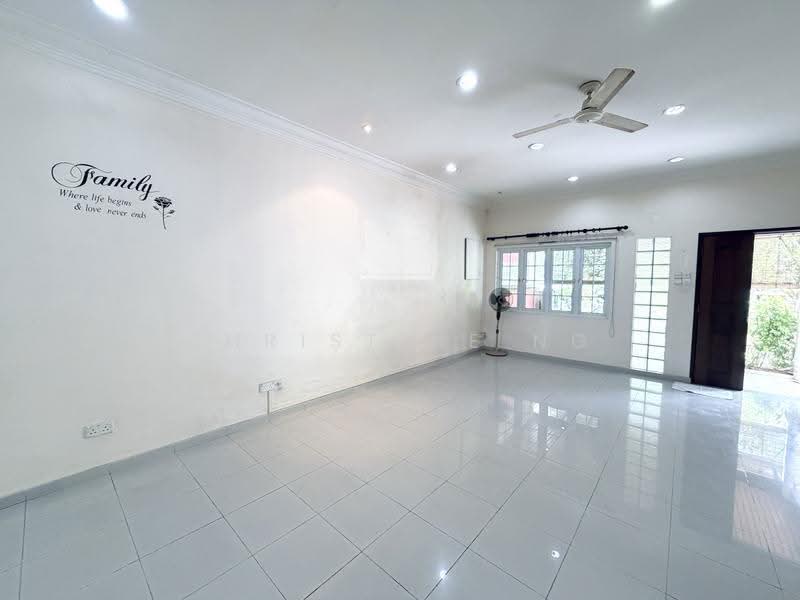 Still Road/Still Lane/District 15 Semi-D, Still Lane/Still Road, East Coast / Marine Parade, 5 Bedrooms, 2,980 sqft, Semi-Detached House For Rent, by Christine Ng, 500164122 - Living Room - PropertyGuru.com.sg