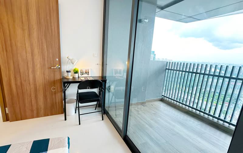 J Gateway, 2 Gateway Drive, Room Rental, 100 sqft, Condominium For Rent, by Charlotte Lin, 500164125 - Study - PropertyGuru.com.sg