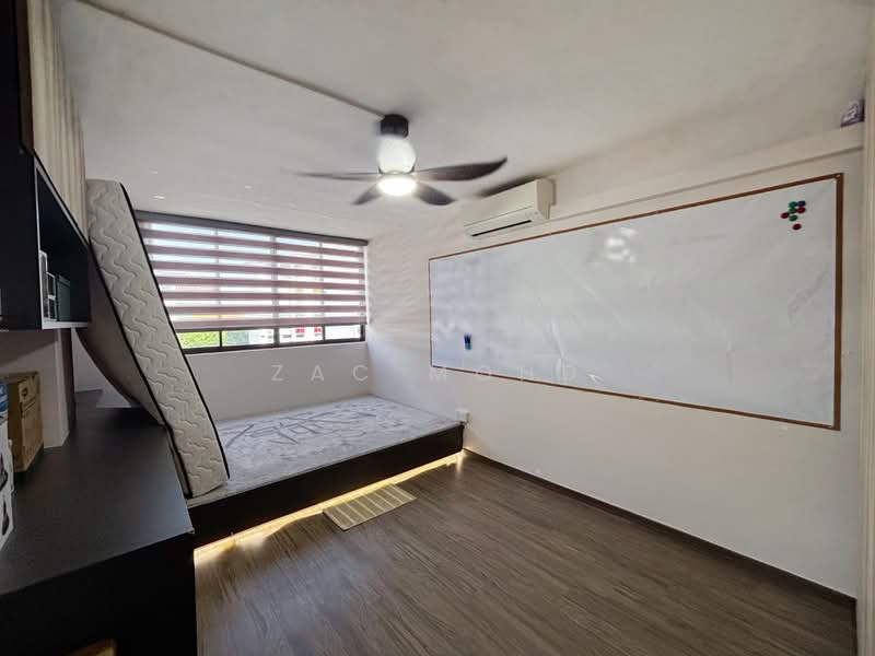 18 Eunos Crescent, 18 Eunos Crescent, 2 Bedrooms, 753 sqft, HDB Flat For Rent, by Zac Mohd, 500164130 - Bedroom - PropertyGuru.com.sg