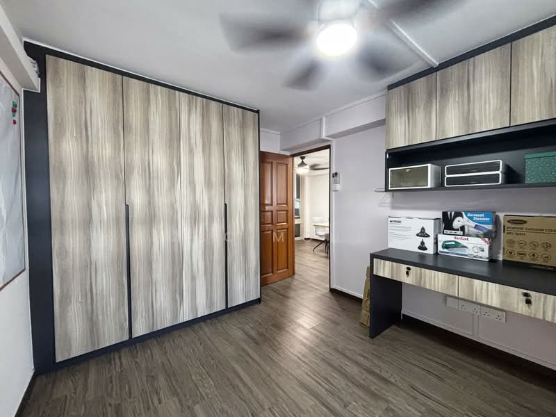 18 Eunos Crescent, 18 Eunos Crescent, 2 Bedrooms, 753 sqft, HDB Flat For Rent, by Zac Mohd, 500164130 - Bedroom - PropertyGuru.com.sg