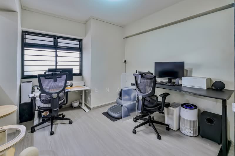 20 Queen's Close, 20 Queen's Close, 3 Bedrooms, 1,152 sqft, HDB Flat For Sale, by Elena Ng, 500164144 - Study - PropertyGuru.com.sg