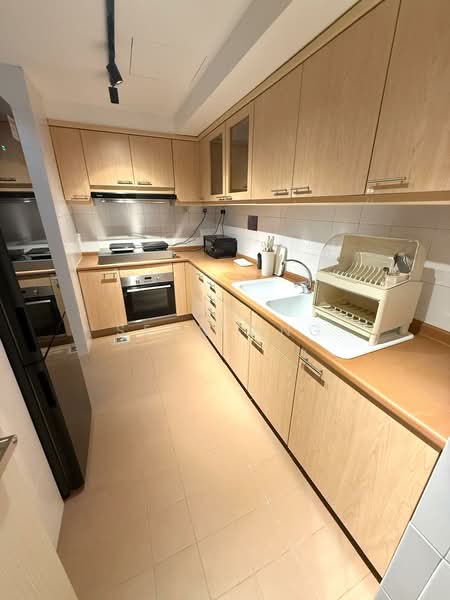 The Blossomvale, 900 Dunearn Road, Room Rental, 180 sqft, Condominium For Rent, by Sean Ong, 500164152 - Kitchen - PropertyGuru.com.sg