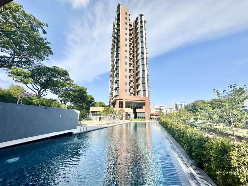 Bartley Vue, 8 Jalan Bunga Rampai, 3 Bedrooms, 1,044 sqft, Condominium For Sale, by Raymond Koh, 500164154 - Lap Pool - PropertyGuru.com.sg
