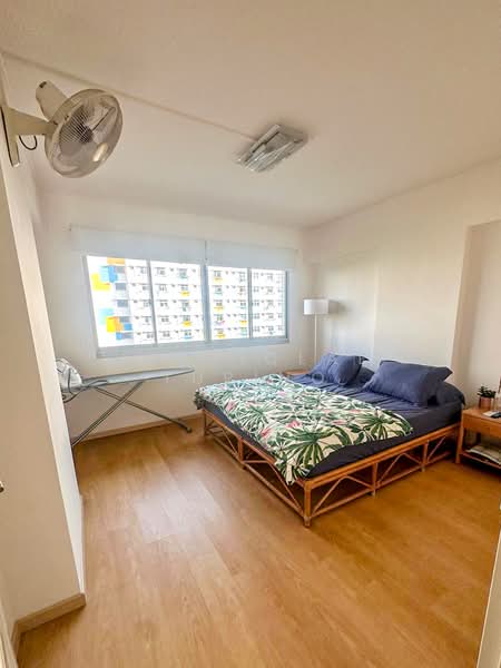 975 Jurong West Street 93, 975 Jurong West Street 93, Room Rental, 172 sqft, HDB Flat For Rent, by Isthiqlal Turino, 500164165 - Common Bedroom 1 - PropertyGuru.com.sg