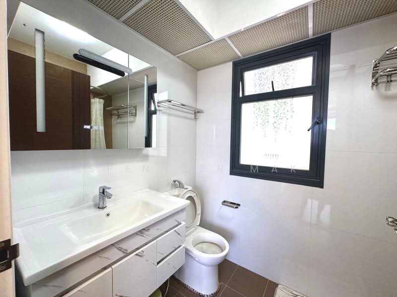 445B Clementi Avenue 3, 445B Clementi Avenue 3, 3 Bedrooms, 1,001 sqft, HDB Flat For Rent, by Spenncer Mak, 500164167 - Bathroom - PropertyGuru.com.sg