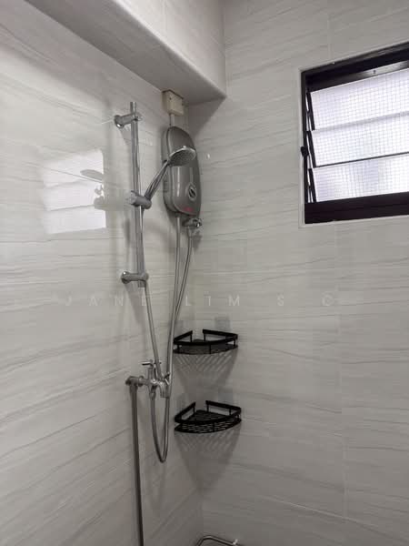 143 Lorong 2 Toa Payoh, 143 Lorong 2 Toa Payoh, 2 Bedrooms, 969 sqft, HDB Flat For Rent, by Jane Lim S C, 500164169 - PropertyGuru.com.sg