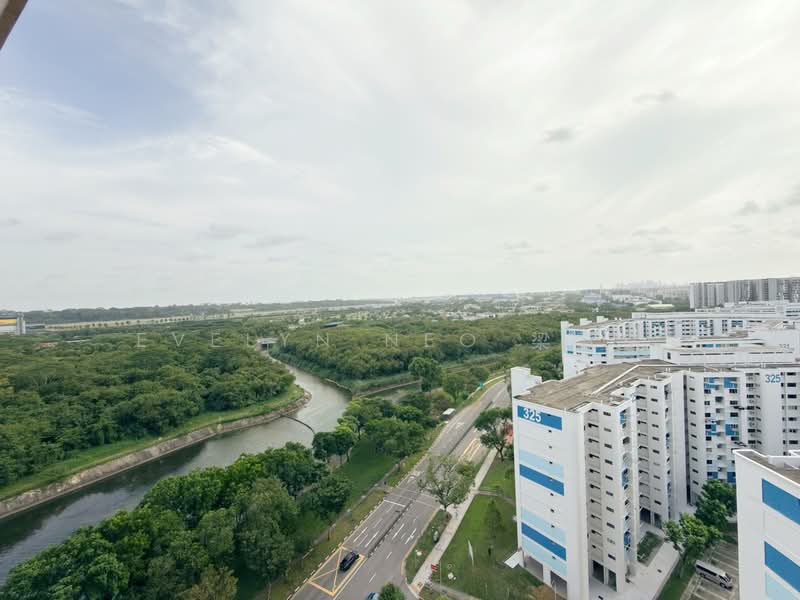 Evergreen Park, 31 Hougang Avenue 7, 3 Bedrooms, 1,066 sqft, Condominium For Rent, by Evelyn Neo 梁慧雯, 500164170 - Exterior - PropertyGuru.com.sg