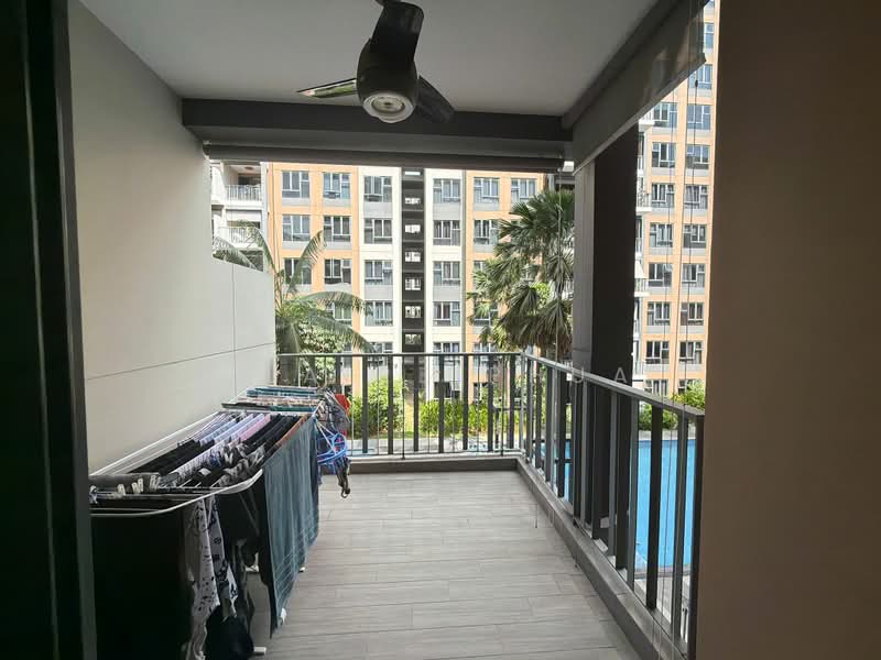The Brownstone, 156 Canberra Drive, 3 Bedrooms, 990 sqft, Executive Condominium For Sale, by Klaire Phua, 500164171 - Balcony - PropertyGuru.com.sg